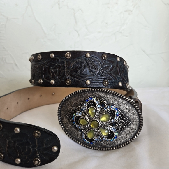 Leather Embossed Rose Jewel Western Teal Studded Belt - Picture 4 of 10